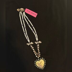 Betsey Johnson mixed media necklace.